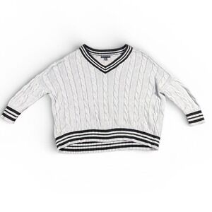 AMERICAN EAGLE OUTFITTERS Cable Knit V-Neck Sweater light blue navy trim  Trim M